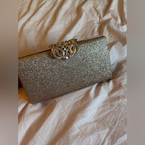 Gold clutch